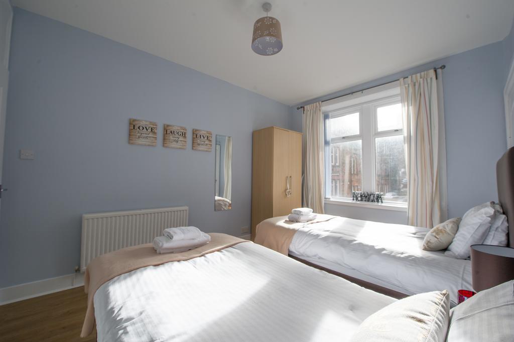Premier - Crathie View Apartment Glasgow Bagian luar foto